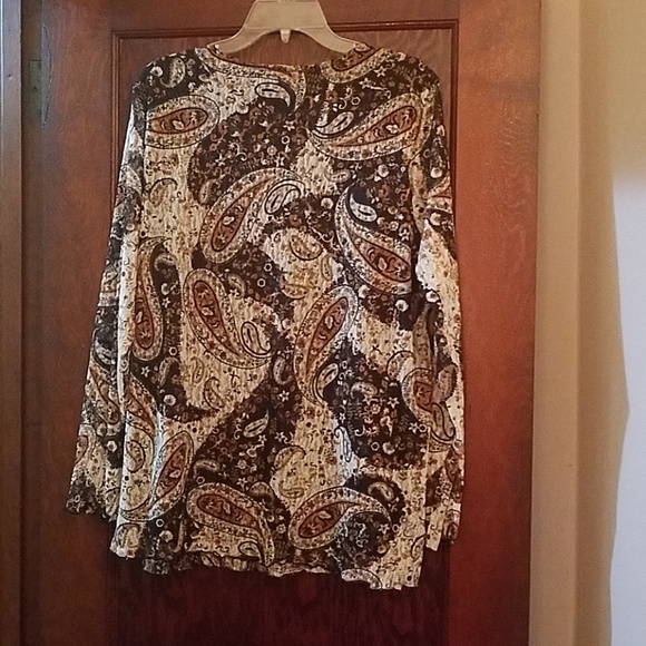 🔅NWOT🔅 CJ Banks Long Sleeve Shirt - Picture 4 of 5